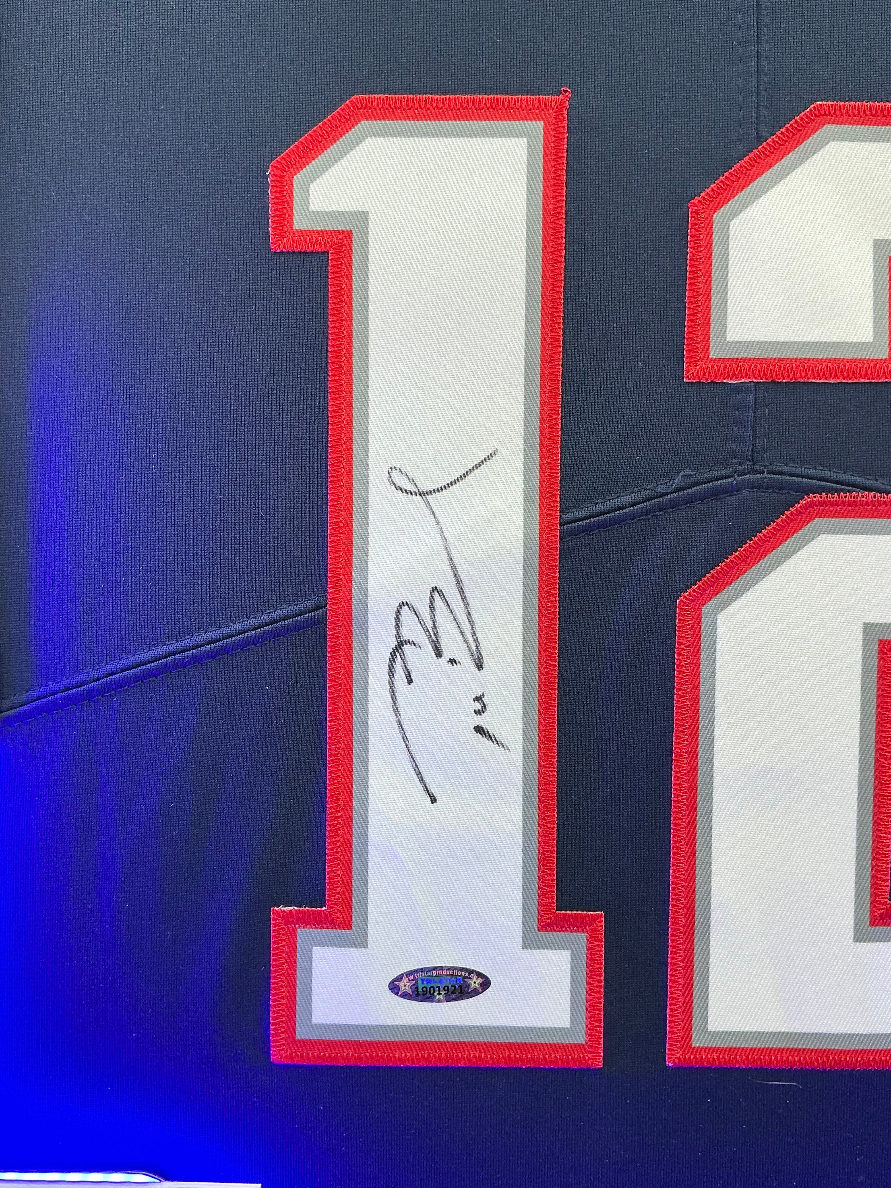 New England Patriots Tom Brady Signed Jersey Framed