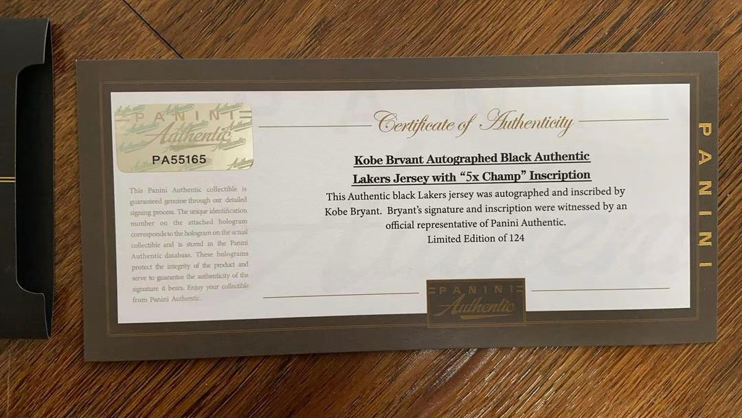 Los Angeles Lakers Kobe Bryant Signed Jersey Framed