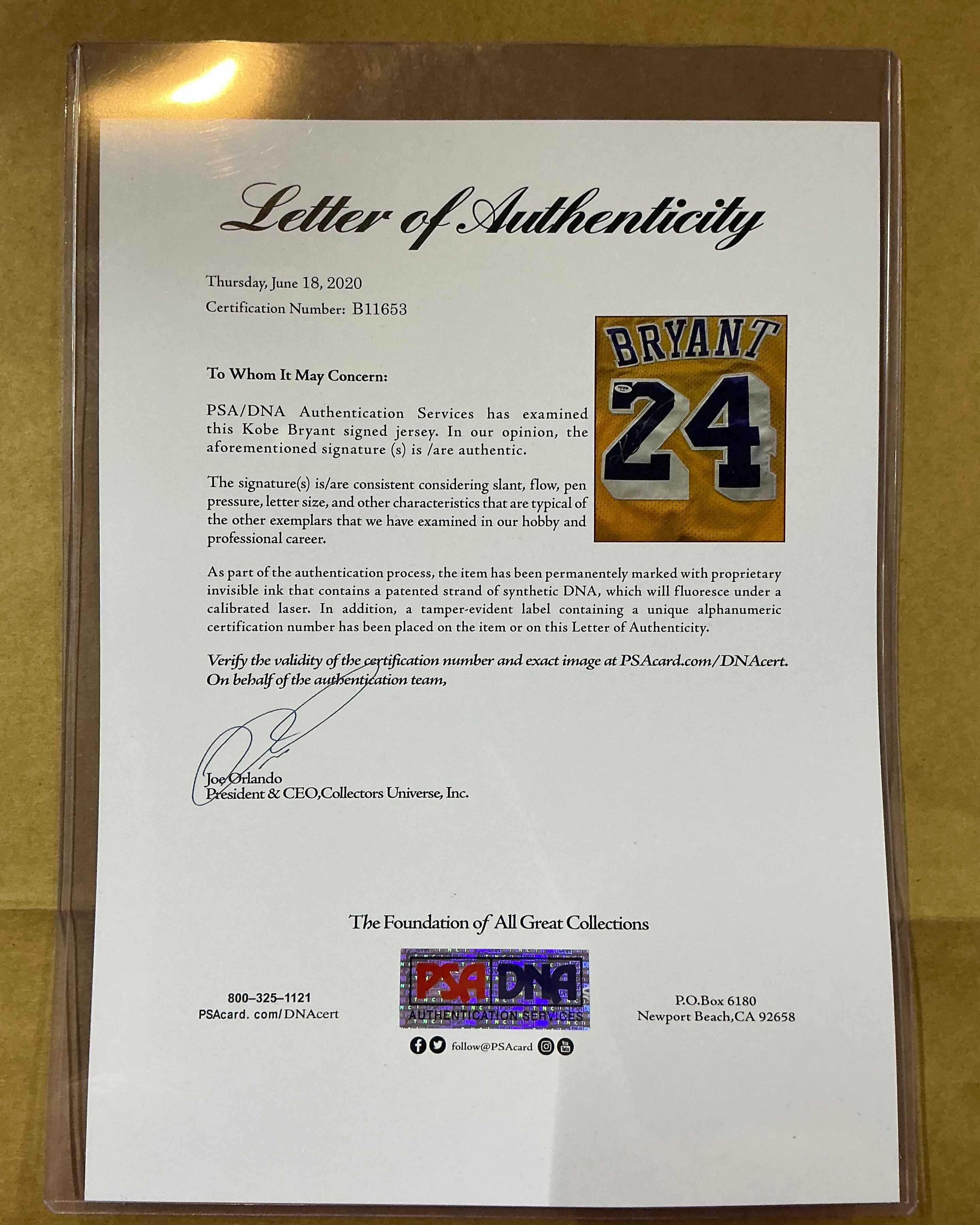 Los Angeles Lakers Kobe Bryant Signed Jersey Framed