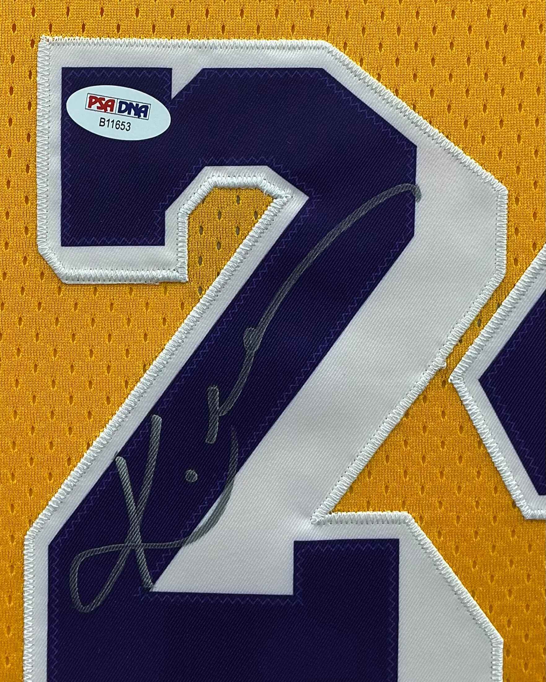 Los Angeles Lakers Kobe Bryant Signed Jersey Framed
