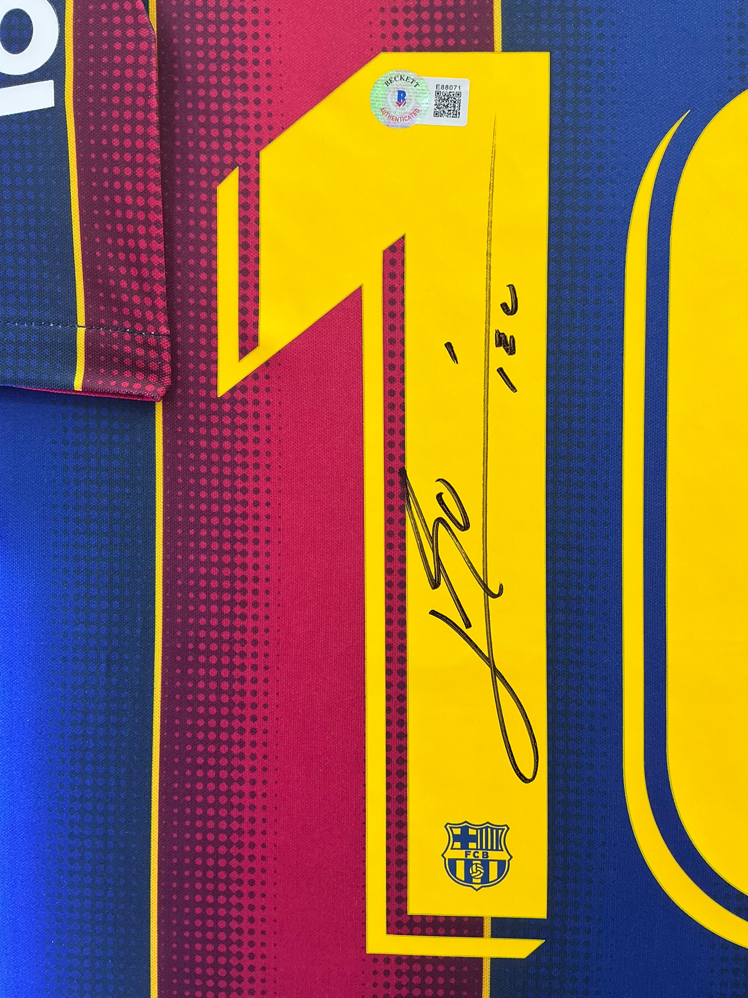 Barcelona Lionel Messi Signed Jersey Framed