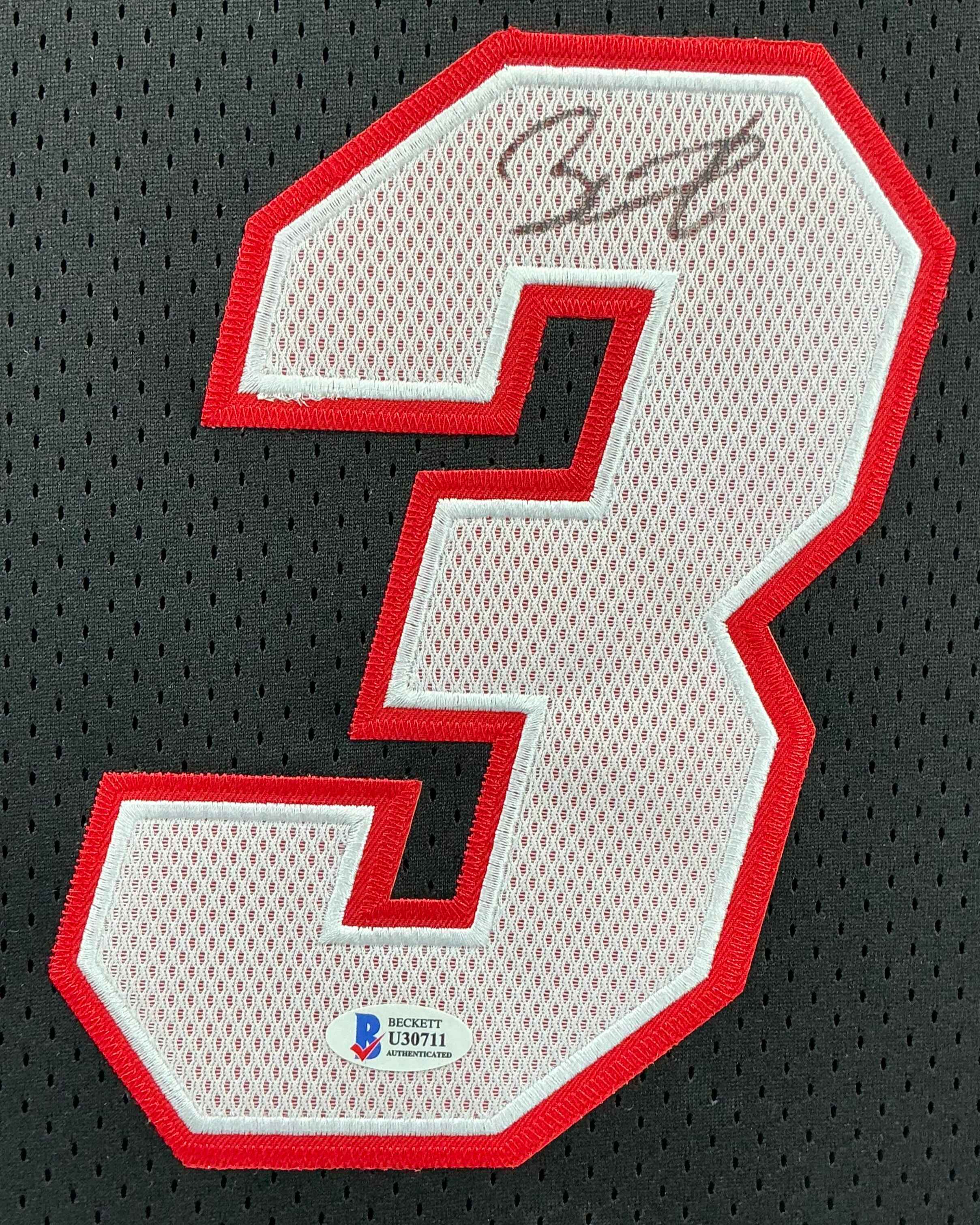 Miami Heat Dwyane Wade Signed Jersey Framed