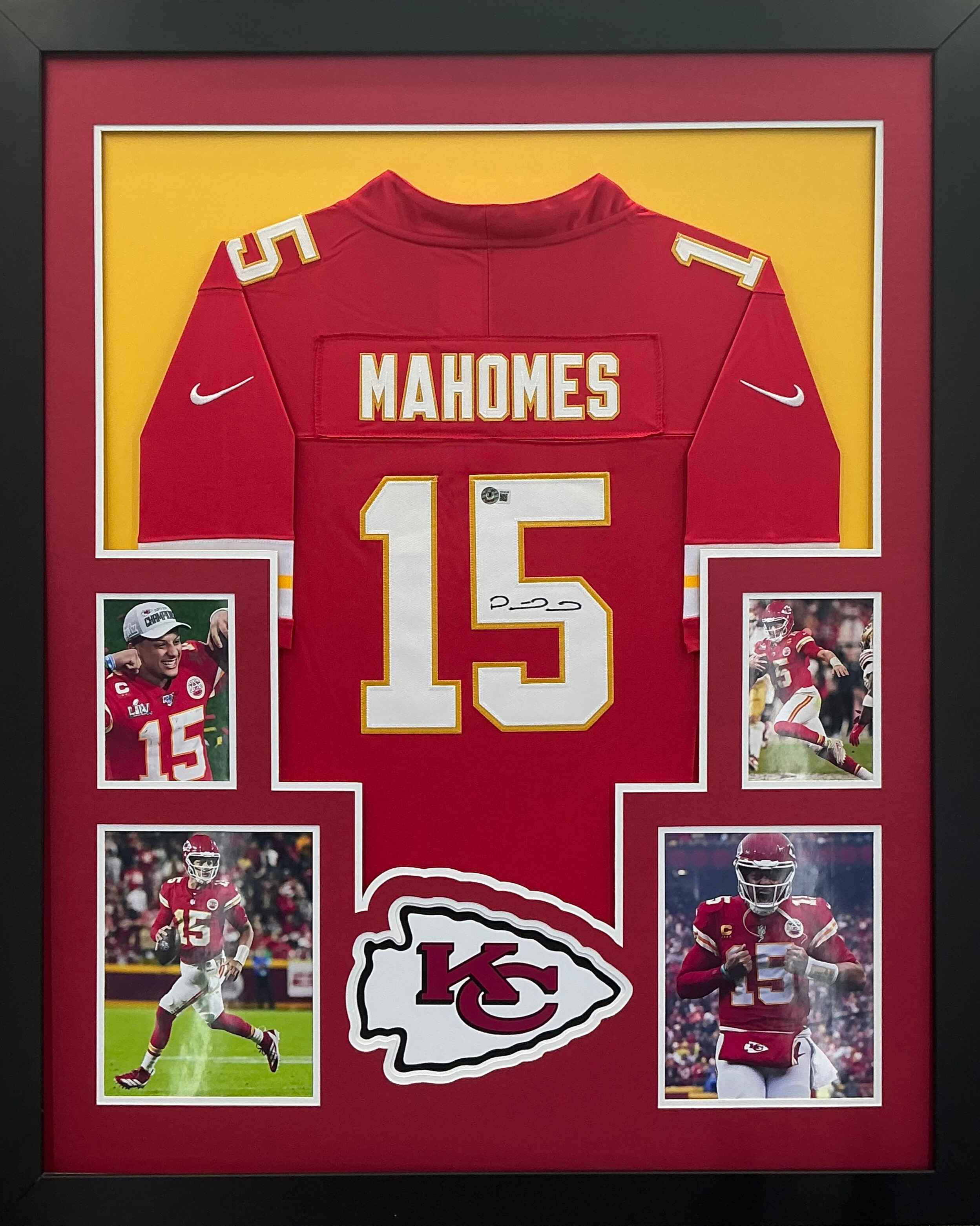 Kansas City Chiefs Patrick Mahomes Signed Jersey Framed