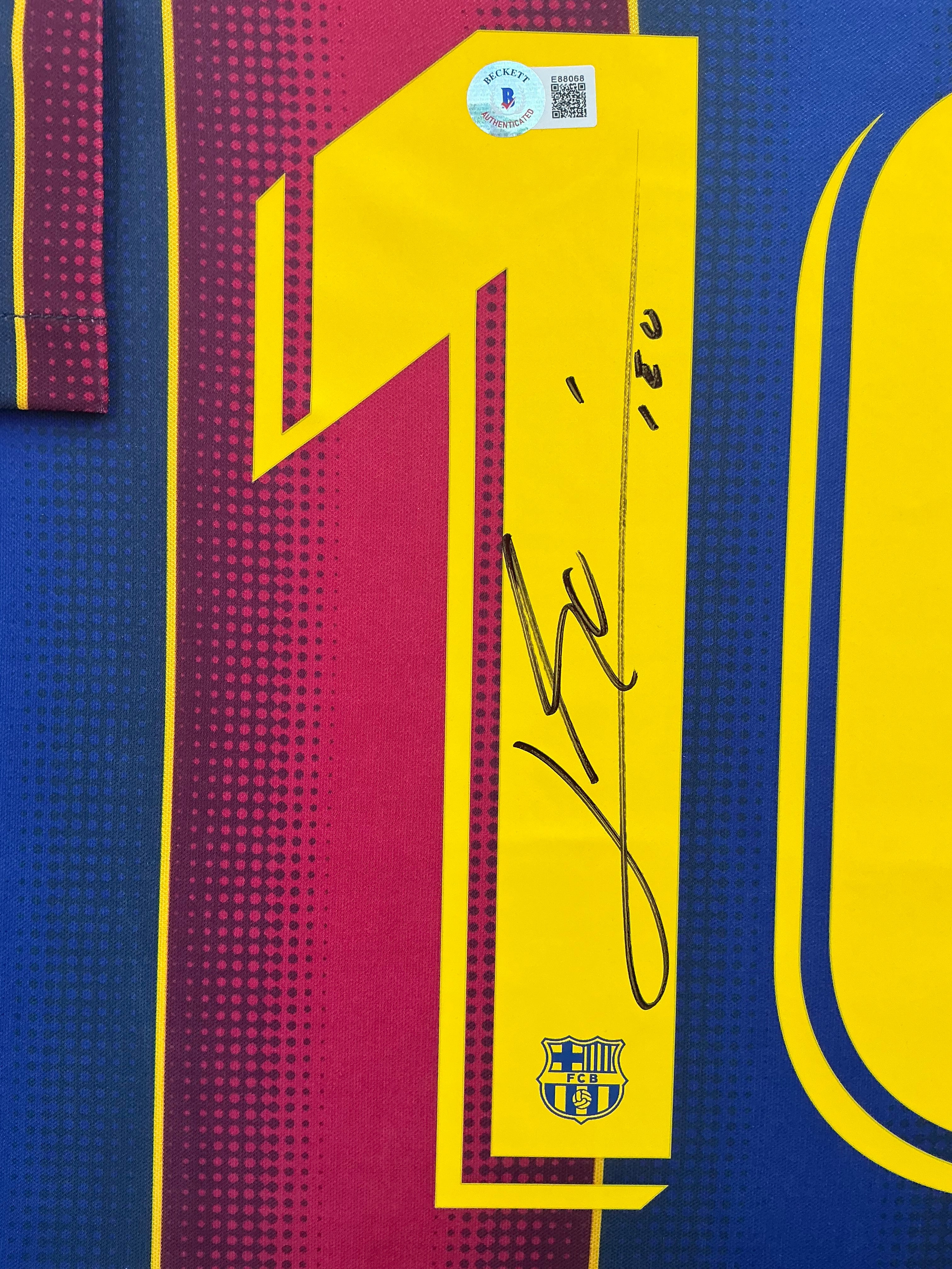 Barcelona Lionel Messi Signed Jersey Framed