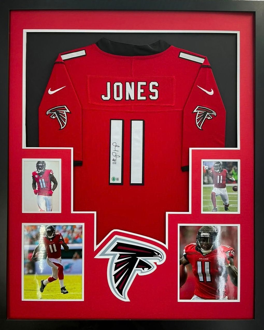 Atlanta Falcons Julio Jones Signed Jersey Framed