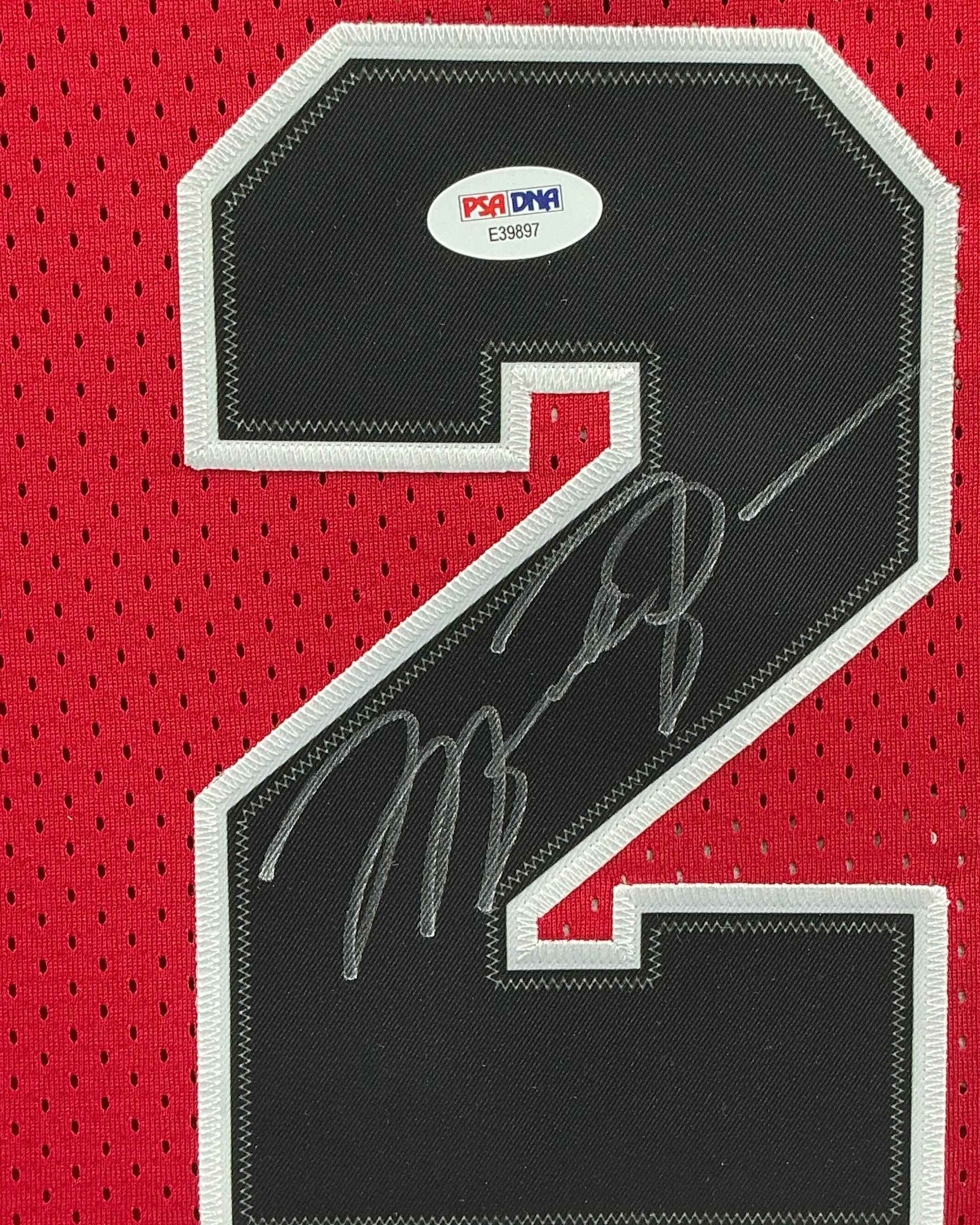 Chicago Bulls Michael Jordan Signed Jersey Framed