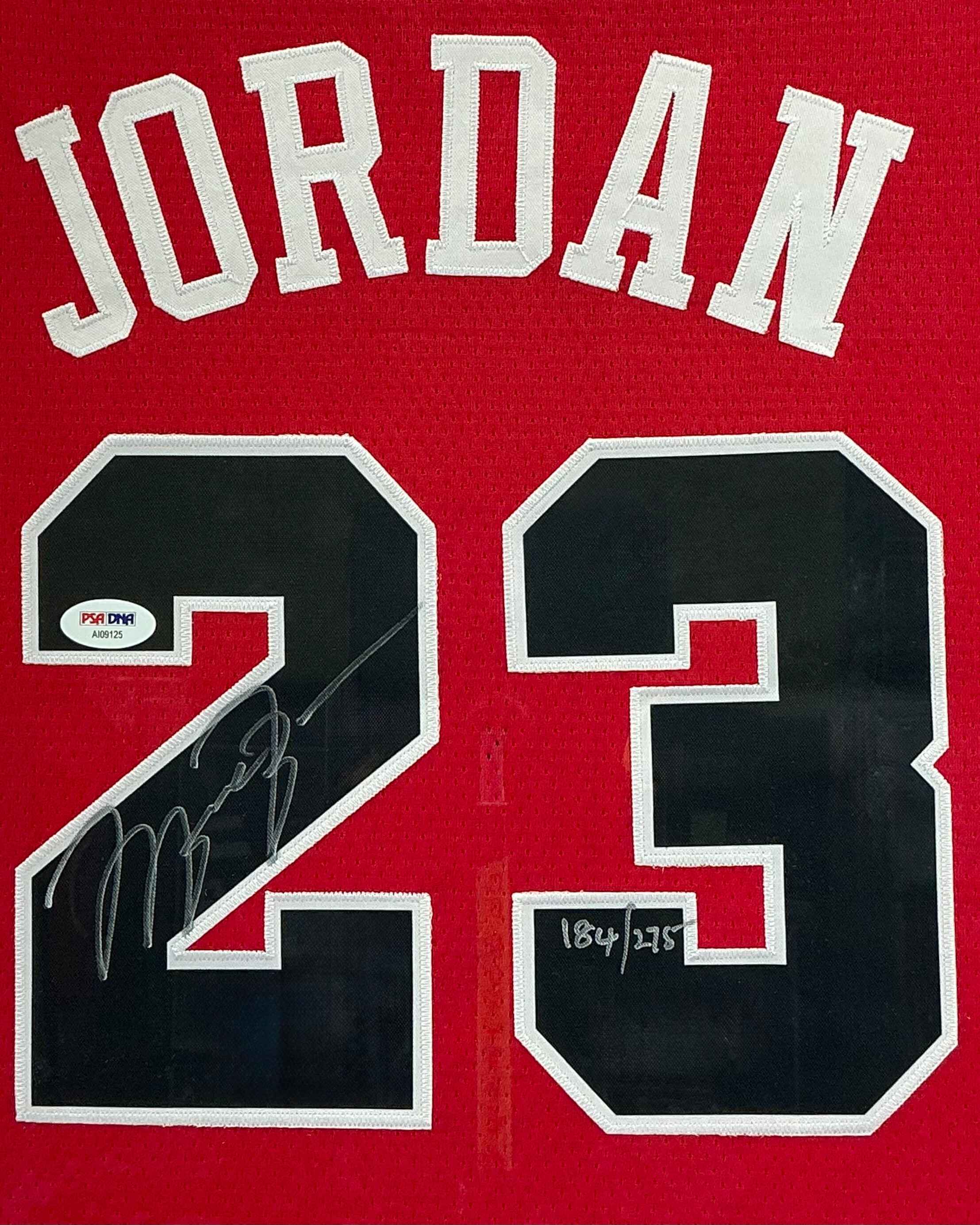 Chicago Bulls Michael Jordan Signed Jersey Framed