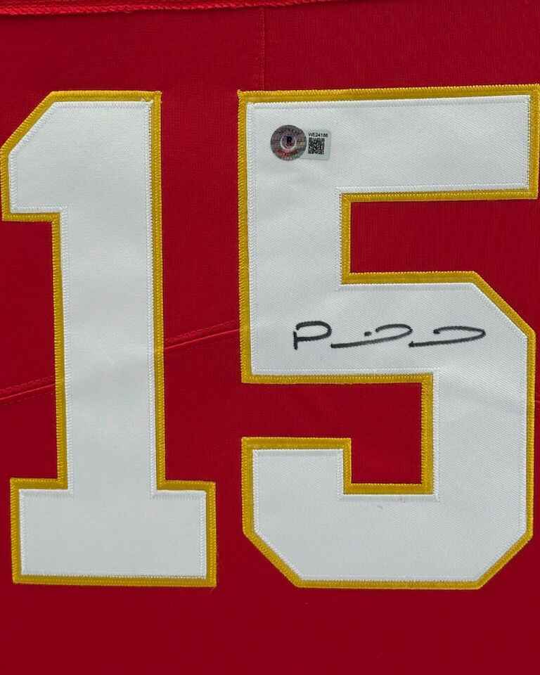 Kansas City Chiefs Patrick Mahomes Signed Jersey Framed