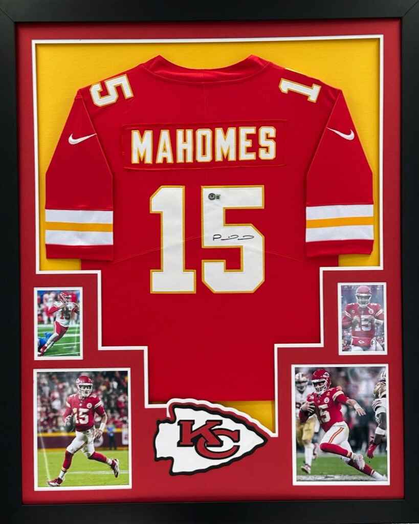 Kansas City Chiefs Patrick Mahomes Signed Jersey Framed