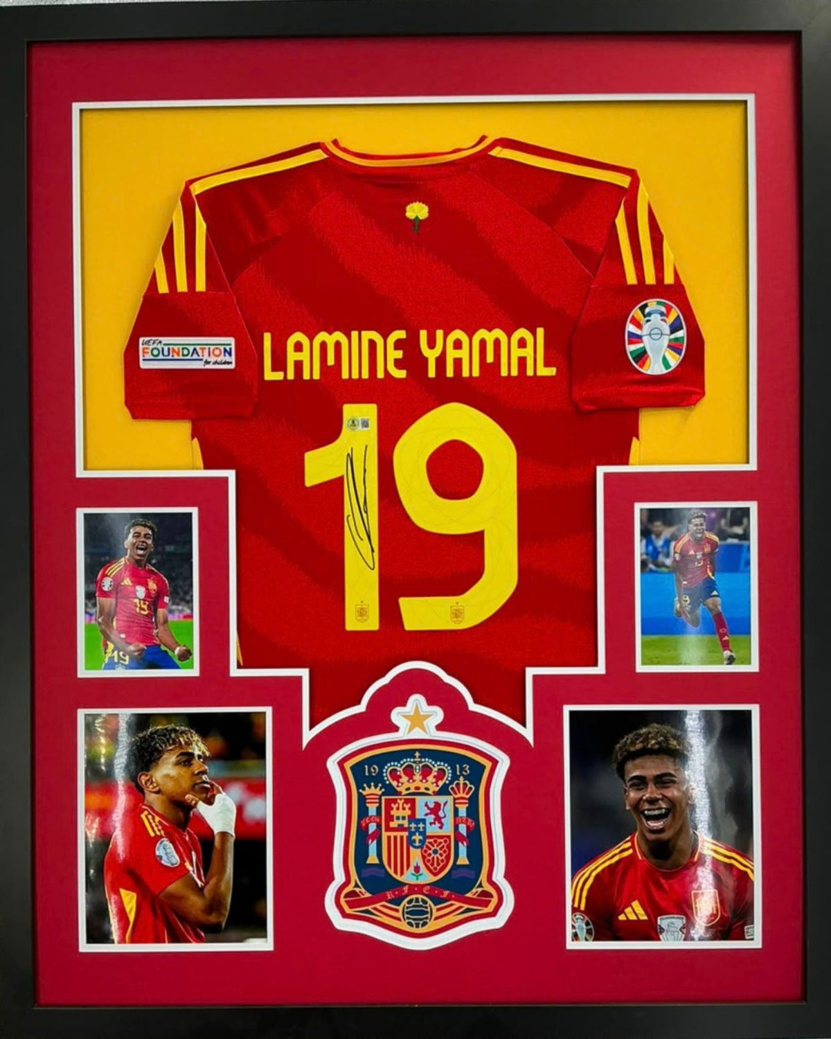 2024 Euro Cup Spain Lamine Yamal Signed Jersey Framed