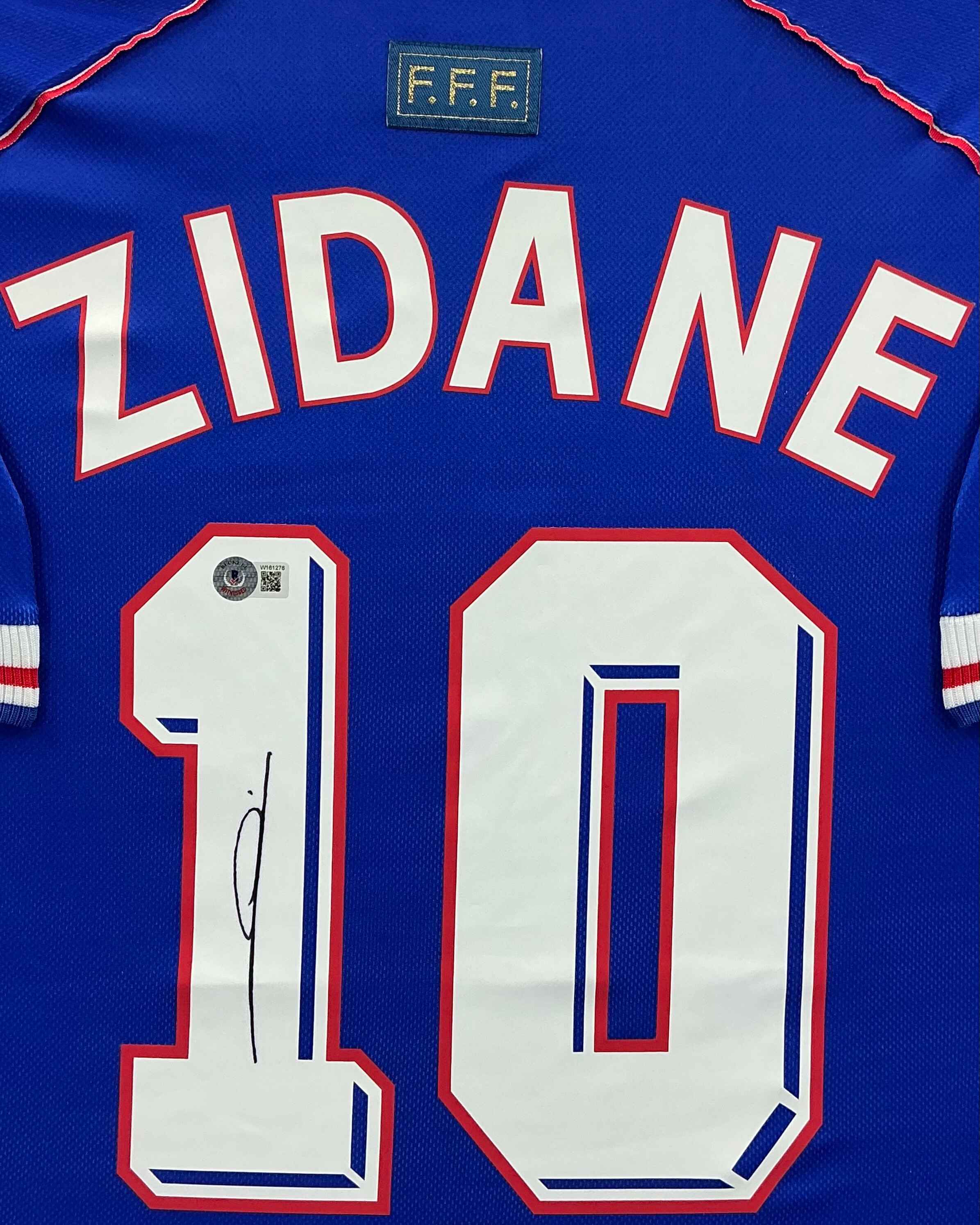 France 1998 Zinedine Zidane Signed Jersey Framed
